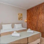 Отель Porto 4*