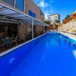 Отель Porto 4*