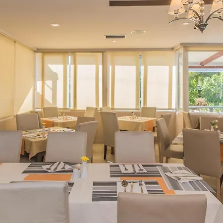 Porto Hotel