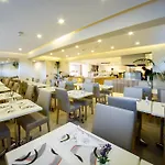 Szálloda Porto 4*